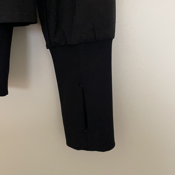 Black Lululemon full zip - Picture 4 of 7